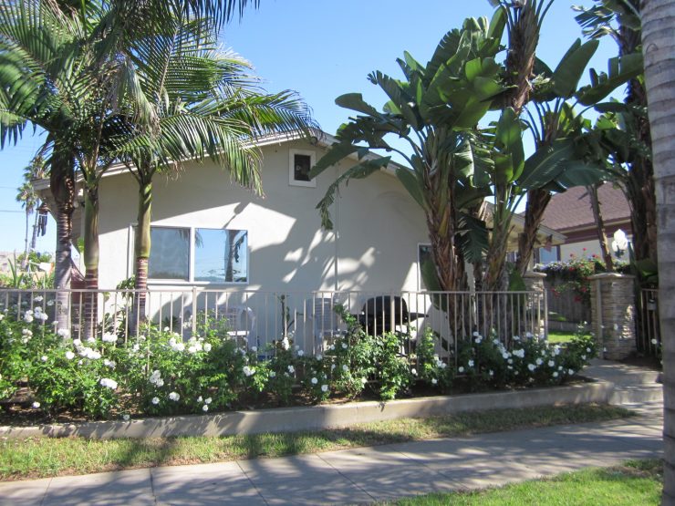 Front of a multifamily property in San Diego