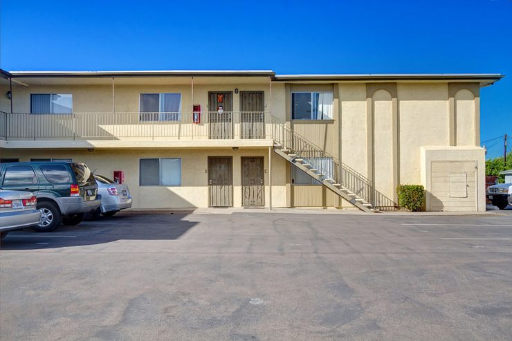 584 11th Street, 10 Imperial Beach Units Sold for $2,135,000