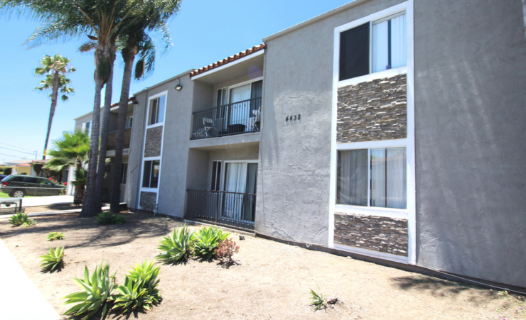 4438 56th Street, 15 Unit Multifamily Sold for $4,050,000