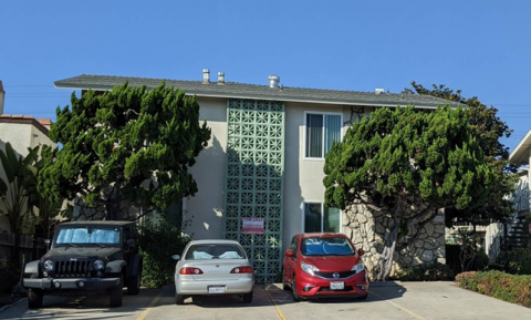 1468 Hornblend Street, 8 Units in Pacific Beach for $2,885,000