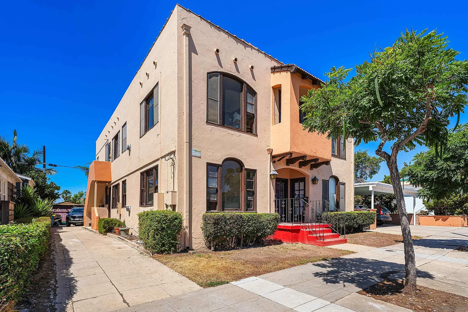 4d0341d39b2a4ab5302ab8bc81e5c360-uncropped_scaled_within_1536_1152