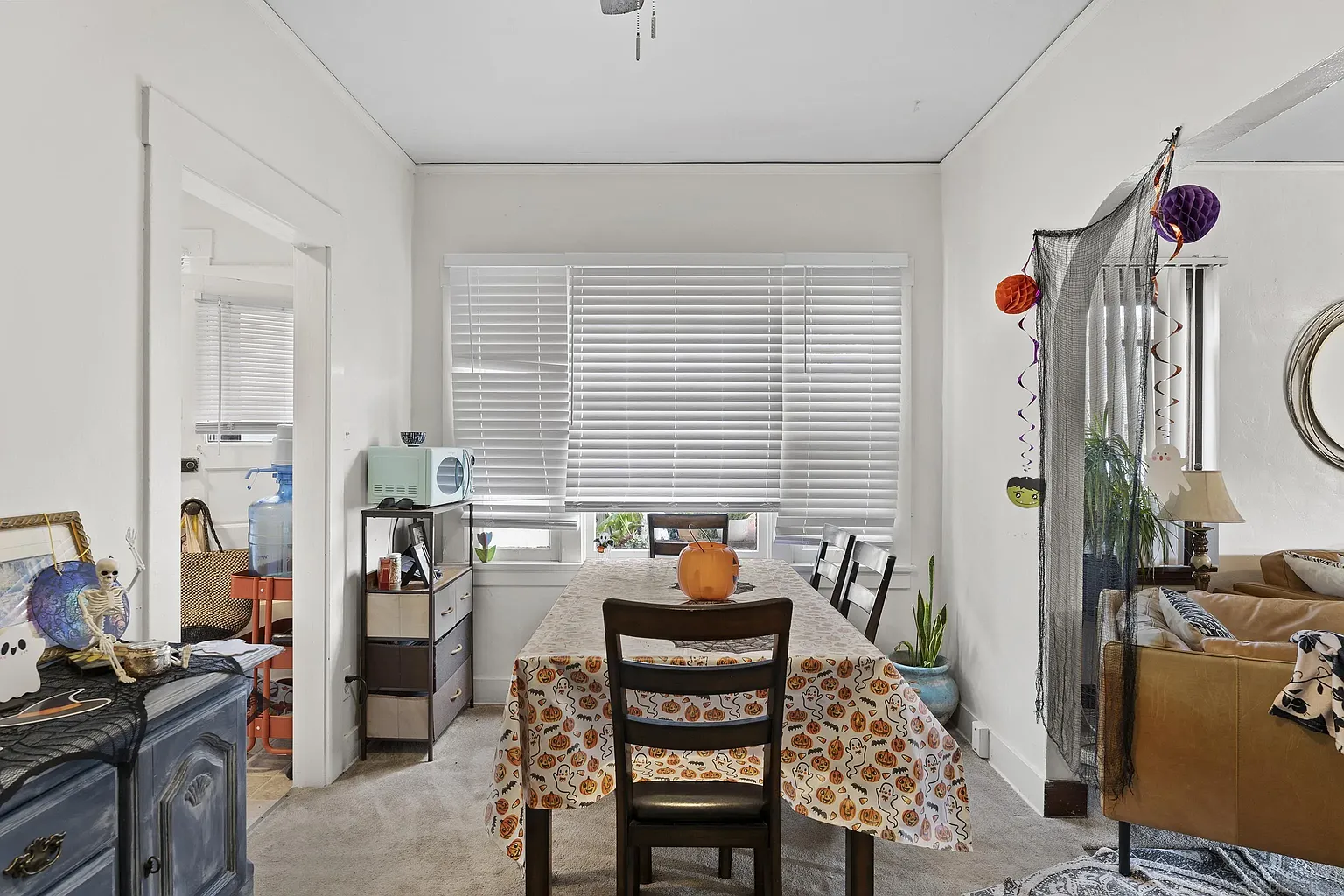 7c4b6c9ded838950a5dd80fac15dbba2-uncropped_scaled_within_1536_1152